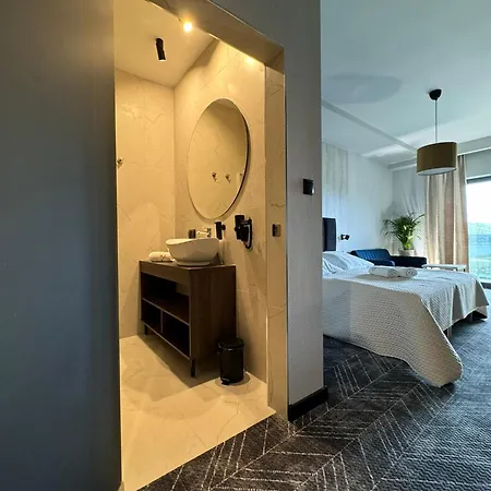 Natural Przy Plazy-ostroda-basen Na Iii Kondygnacji Aparthotel 4*