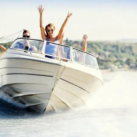 Natural - Ekologiczny Z Plażą Na Wyspie Hotel apartamentowy 4*