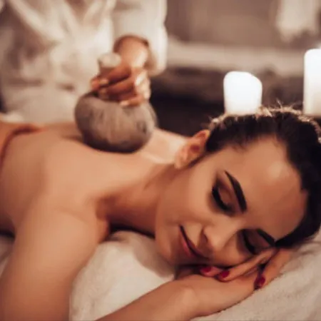 Hotel apartamentowy Natural - Ekologiczny Z Plażą Na Wyspie 4*