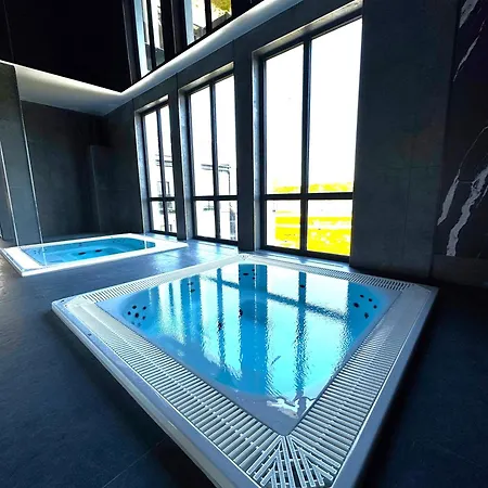 شقة فندقية Natural Hotel-ostroda-basen, Na Iii Kondygnacji-pokoje Wellness Z Saunami