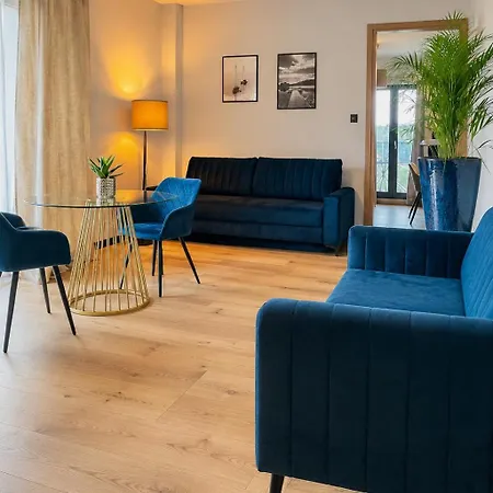 Natural Przy Plazy-ostroda-basen Na Iii Kondygnacji Aparthotel 4*