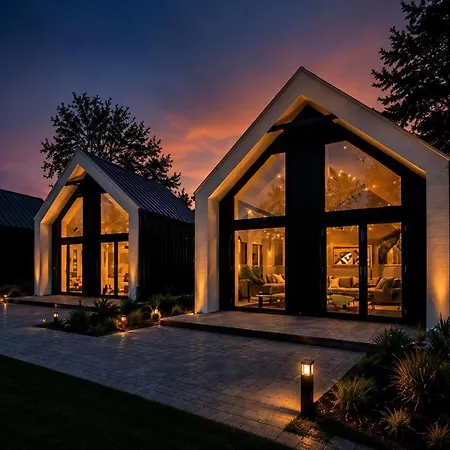 Aparthotel Natural Przy Plazy-ostroda-basen Na Iii Kondygnacji 4*