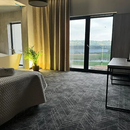 Natural Hotel-ostróda-basen Na Iii Kondygnacji-pokoje Wellness Z Saunami 4*