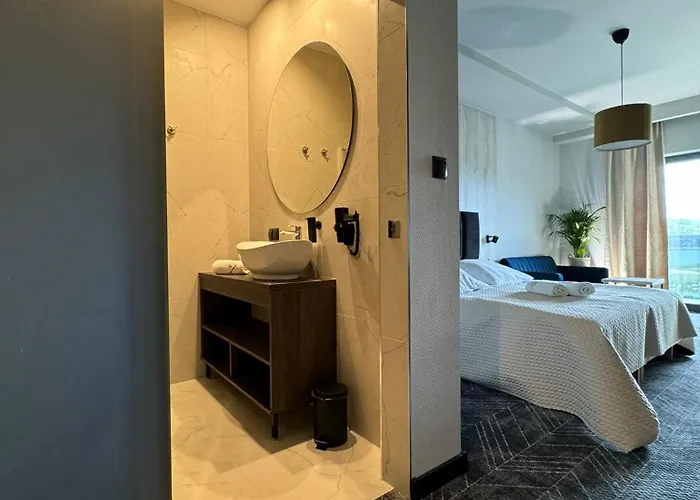 Natural Przy Plazy-ostroda-basen Na Iii Kondygnacji Aparthotel 4*