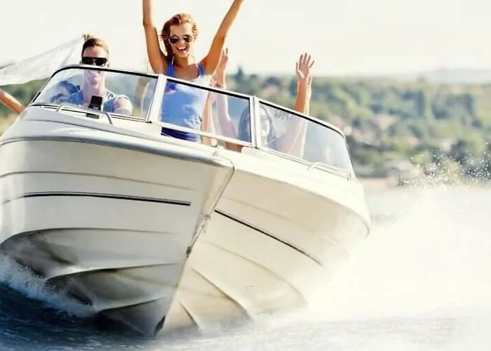 Natural Przy Plazy-ostroda-basen Na Iii Kondygnacji Aparthotel 4*